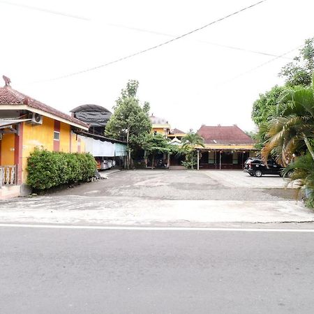 The Joglo Family Hotel Magelang Exteriér fotografie